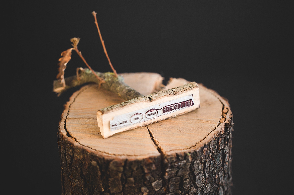 核桃酒瓶型包裝與標簽設計