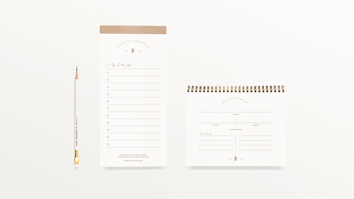 金色（香草）、巧克力色（可可和巧克力）和檸檬姜系列餅干食品包裝設計